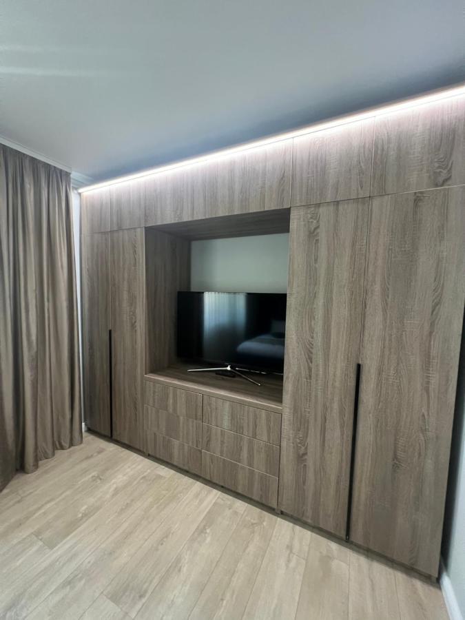 Apart Central Orsova Luaran gambar